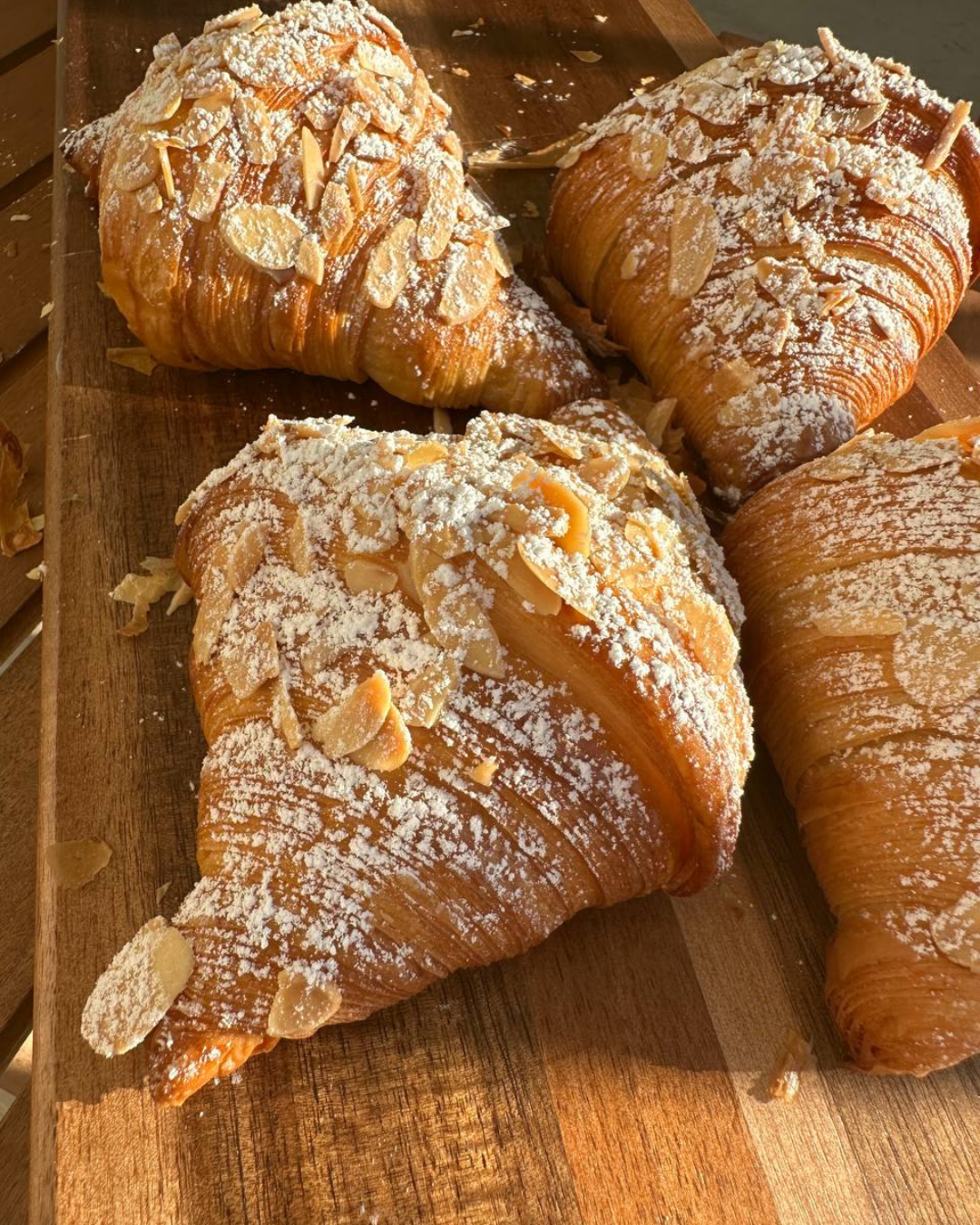Croissant Almond