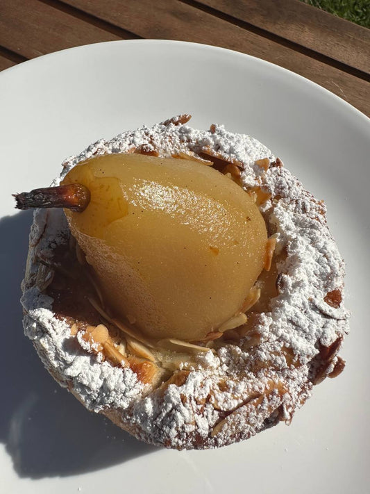 Croissant Basquet Pears