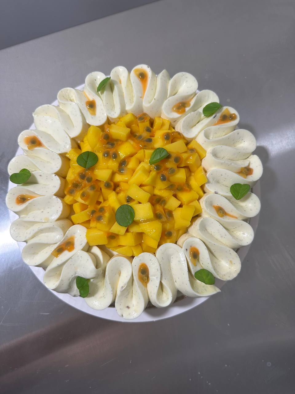 Crunchy Pistachio Praline Cake Tart