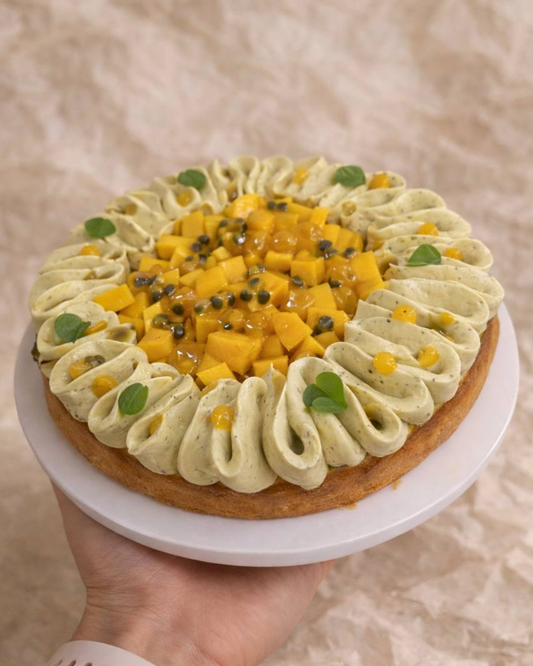 Crunchy Pistachio Praline Cake Tart