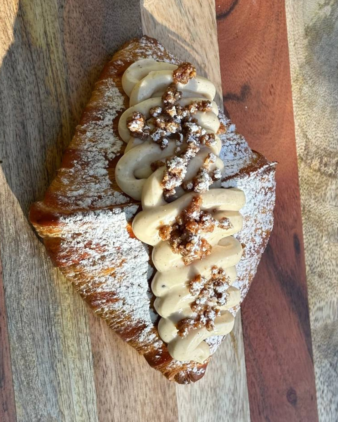 Pecans Croissant