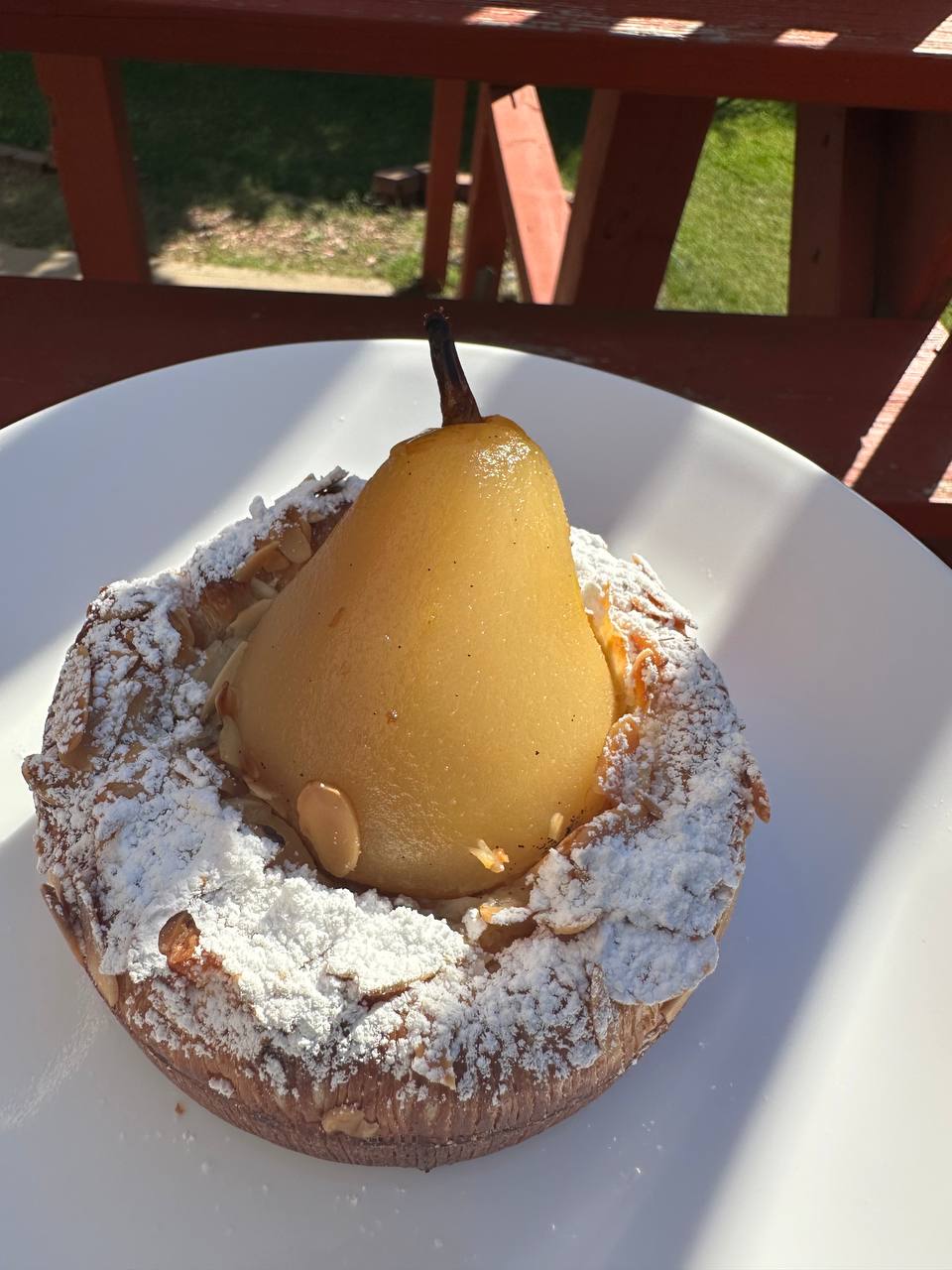 Croissant Basquet Pears